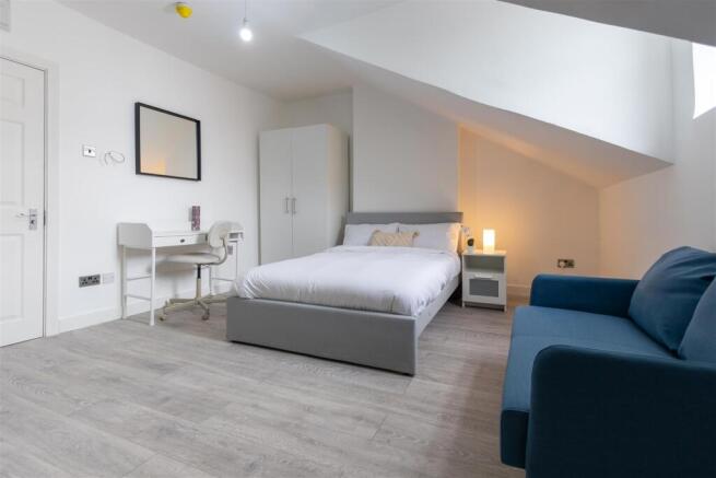 studio double room (1 of 1).jpg