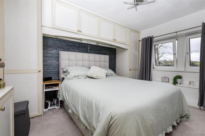 2 bed Terraced for sale Image 11