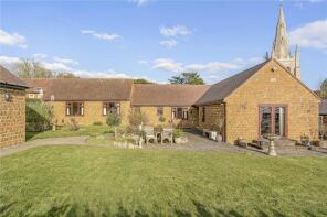 2, Kitchen Gardens, Kettering NN14 1FX