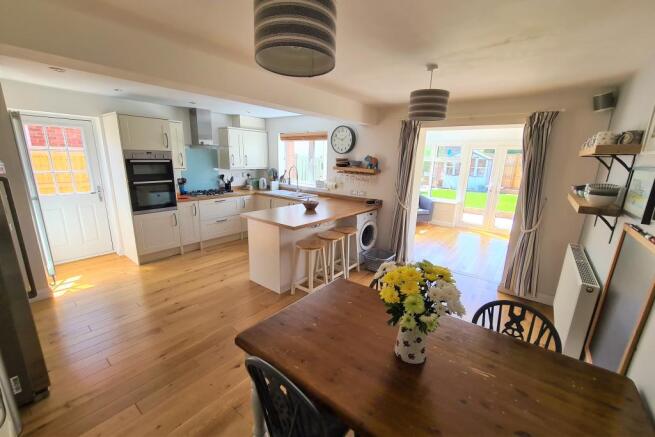 Kitchen Diner