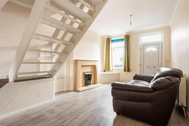 122 Manor Road-1.jpg