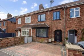 63, The Crescent, Andover SP10 3BJ