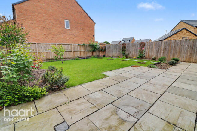 Midford Drive, Wheatley, Doncaster photo 4