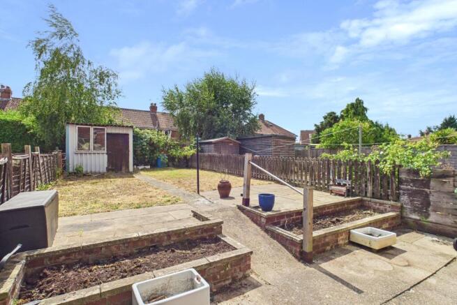 CAM02279G0-PR0156-STILL008