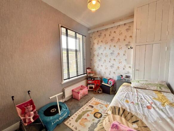 2 bed Terraced for sale Image 10