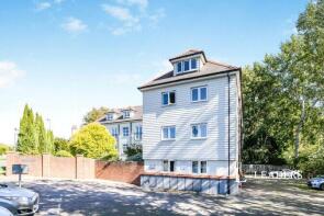 12, Stonebridge Place, Blackbridge Lane, Horsham RH12 1TX