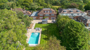 Stocks, Hadley Green West, Barnet EN5 4PP