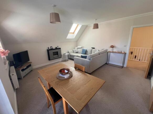 Living Room/Diner