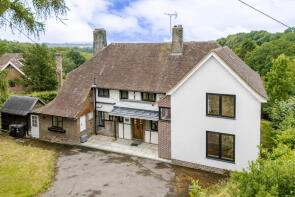 Grey Friars, Wilderness Lane, Uckfield TN22 4HT