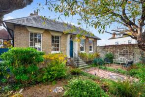 86, Stade Street, Hythe CT21 6DY