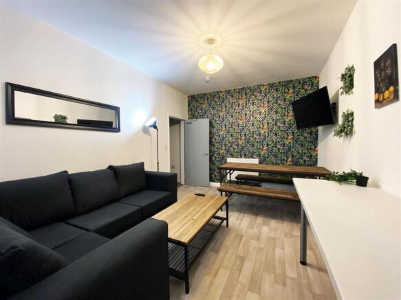 12 Dexter Street - kitchen 1.jpg