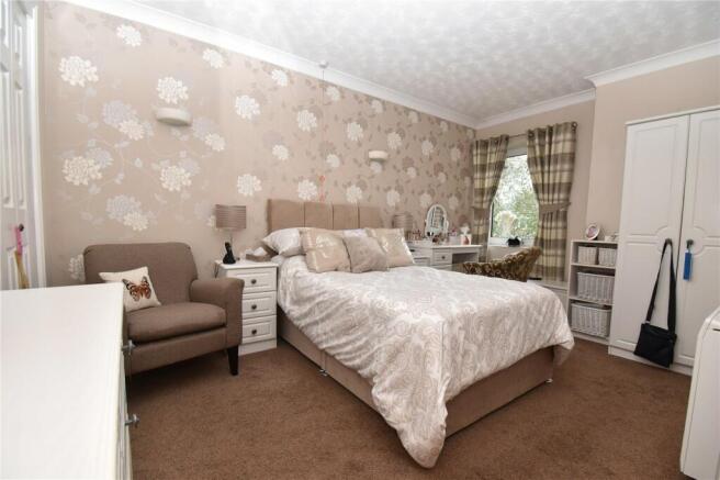 1 bed Apartment for sale Image 5