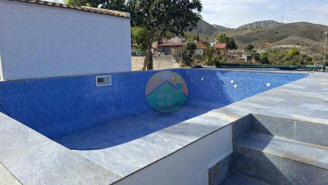3 Bedroom Country House For Sale-VAL03-3