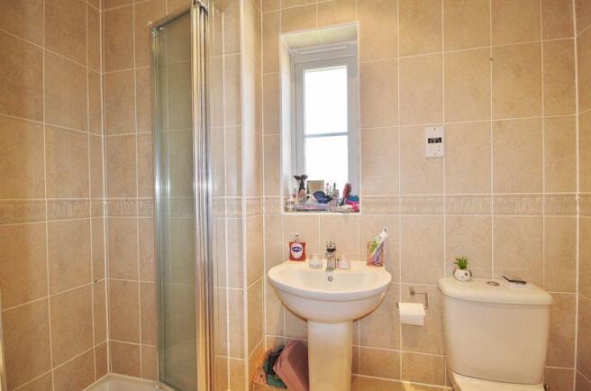 Ensuite to Bed...