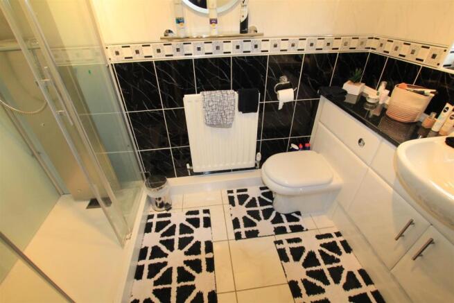En- Suite Shower Room / WC
