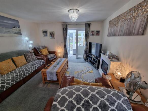 Sitting room.jpg
