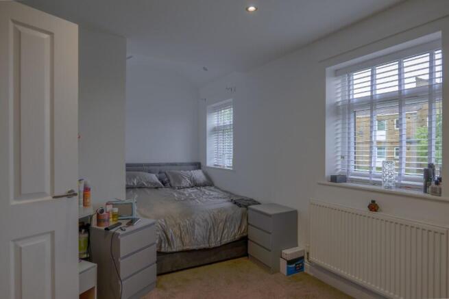 3 bed Detached for sale Image 8