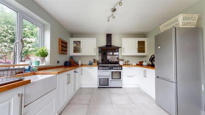 Kitchen/Breakfast Room