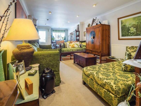 Lounge to Dining