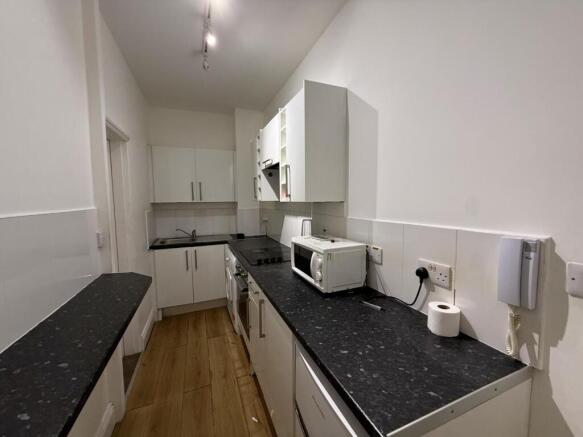 north road kitchen .JPG