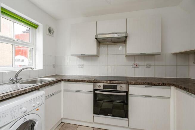 35 Kerswell Drive_6.jpg