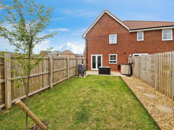 Valerian Close, Rossington, Doncaster, DN11 photo 4