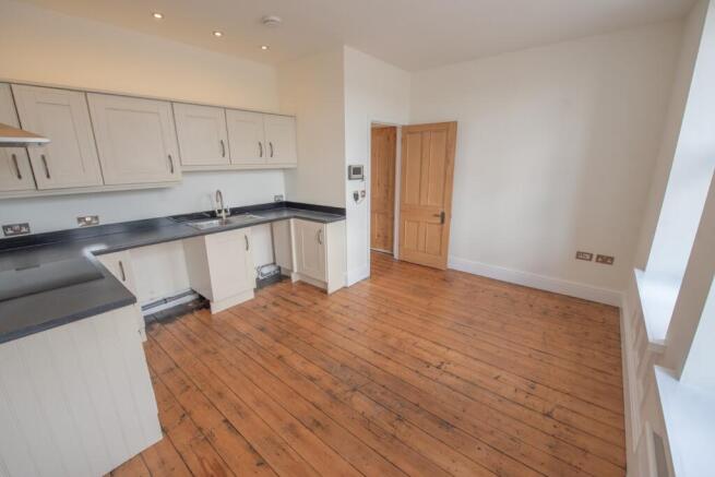 2 bed Apartment for sale Image 4