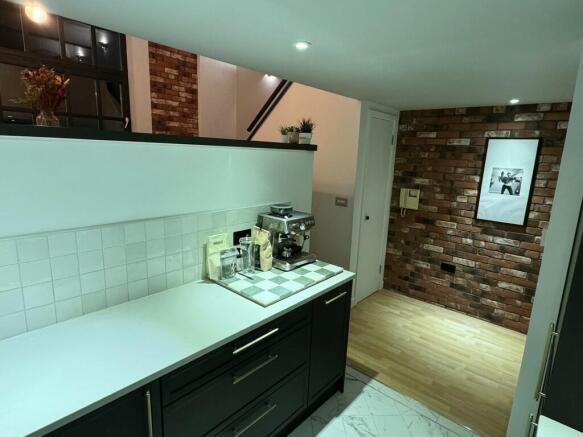 Kitchen 4