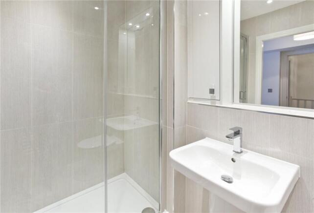 2 bed Apartment to rent Image 7