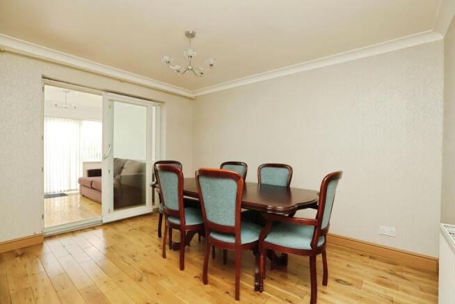 2 bed Bungalow for sale Image 9