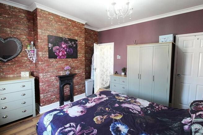 2 bed Terraced for sale Image 11