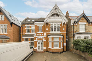 52, Gordon Road, London W5 2AR