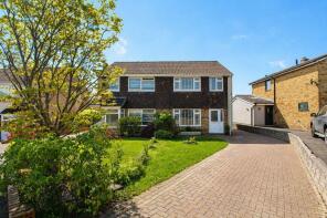 24, Briar Way, Pontypridd CF38 1NR