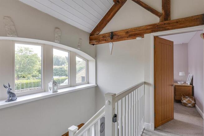 3 bed Semi-Detached for sale Image 12