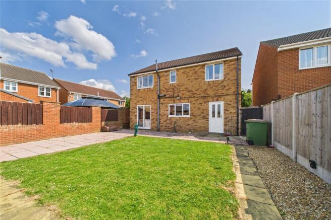 4 bed Detached for sale Image 2