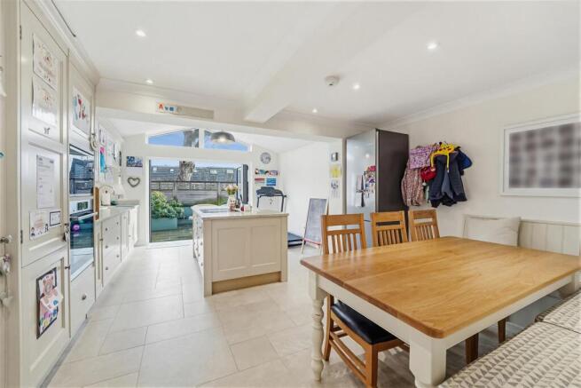 CUMBERLAND CLOSE, 4 (16of44)-25.jpg