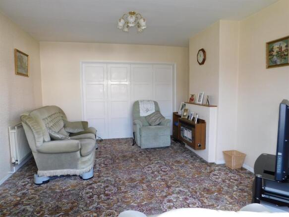 Lounge 2