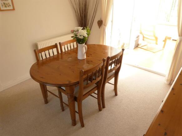 DINING AREA IMAGE THREE 