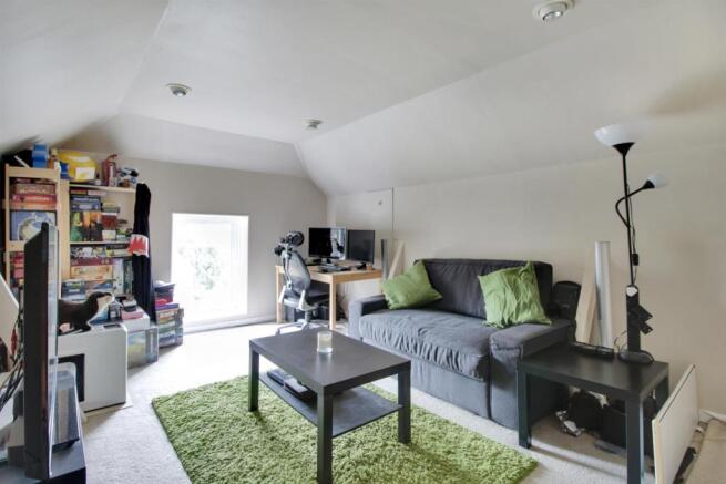 Loft Room.jpg