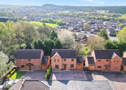 Willows Croft, Hednesford