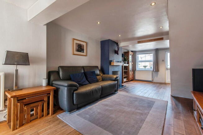 Ampthill Road, Shefford, SG17 5BD photo 4