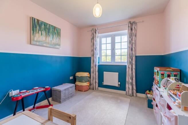 Sowerby Street, Thatcham, Berkshire, RG18 photo 4