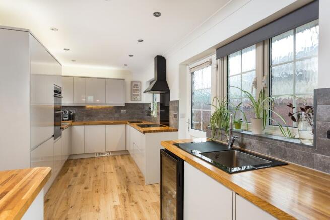 36 Grasmere Avenue-11_LowRes.jpg