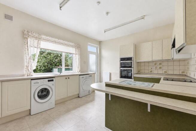 3 bed Detached Bungalow for sale Image 5
