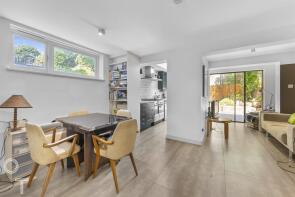 Flat B, 31, Patshull Road, London NW5 2JX