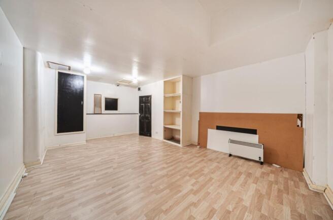 1401158-4-696e30f5249fa