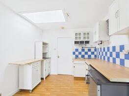 Flat 1, 7 Rosegarden, Whaddon Drive, Cheltenham GL52 5NB