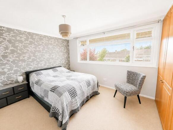 3 bed Semi-Detached for sale Image 9