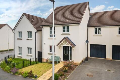 Higher Gorse Road, Roundswell, Barnstaple, Devon, EX31