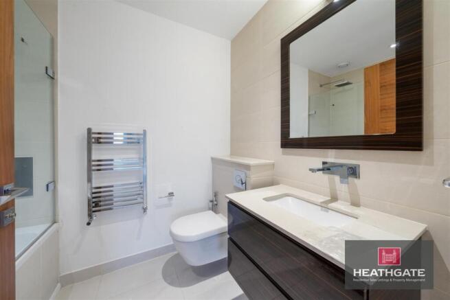 40-west-heath-place-3